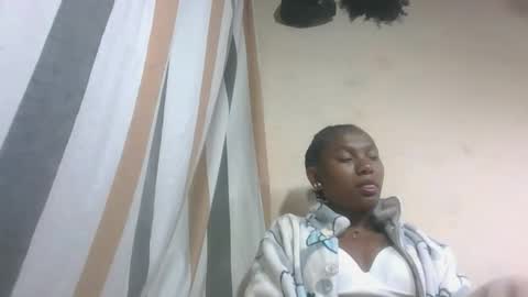 veronique online show from October 13, 2025, 8:09 pm