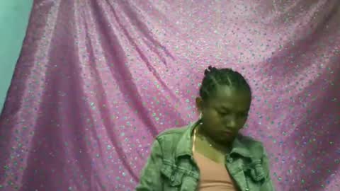 veronique online show from November 21, 2025, 2:21 am