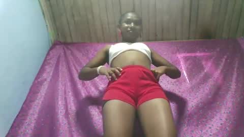 veronique online show from November 24, 2025, 4:56 am