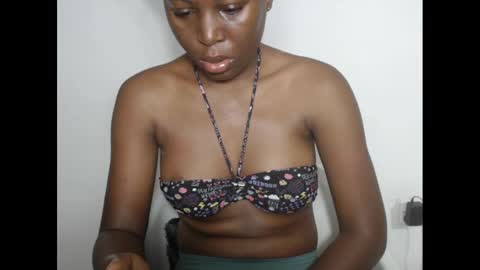 hotjessie0 online show from January 5, 2025, 4:58 am