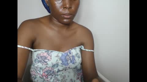 hotjessie0 online show from January 5, 2025, 2:08 pm