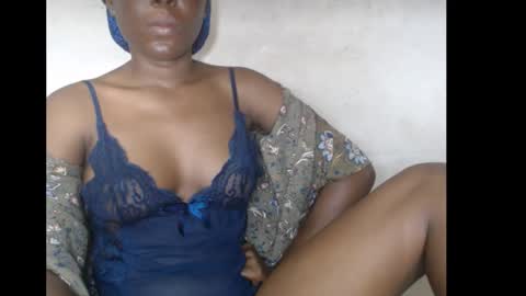 hotjessie0 online show from November 7, 2025, 6:35 am