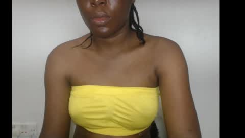 Snapshot of hotjessie0 chatting on March 1, 2026, 5:42 am hotjessie0 online show from March 1, 2026, 5:42 am