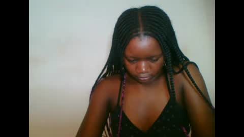 LOYCE online show from March 11, 2025, 10:09 pm