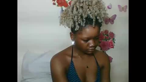LOYCE online show from September 11, 2025, 1:17 am