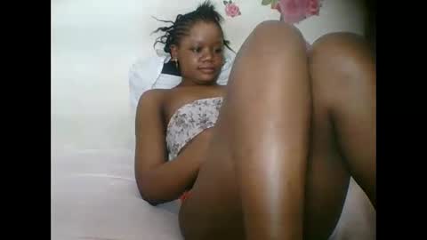 Snapshot of hotjeylee chatting on October 9, 2025, 8:07 pm LOYCE online show from October 9, 2025, 8:07 pm