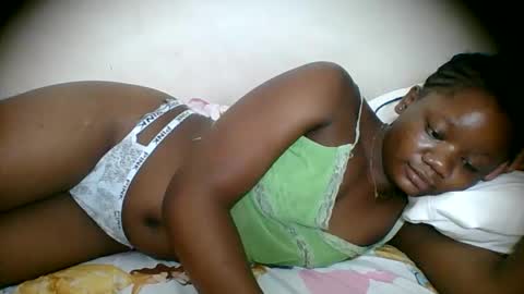 LOYCE online show from April 22, 2026, 6:42 pm