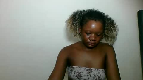 LOYCE online show from June 8, 2026, 1:28 am