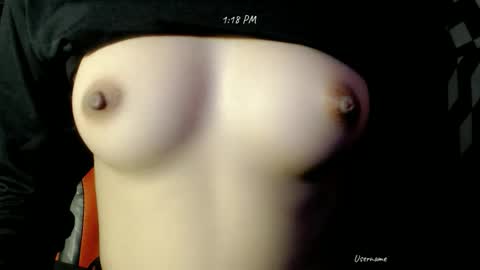 Snapshot of hotjoynnycumsxxx chatting on November 5, 2025, 5:18 am hotjoynnycumsxxx online show from November 5, 2025, 5:18 am