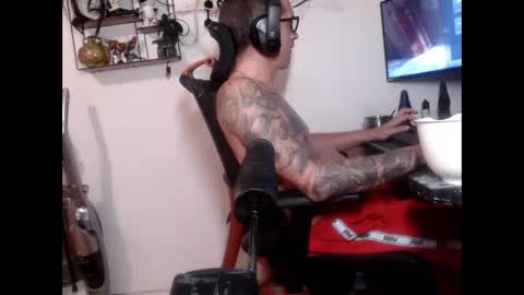 hotkinkytat online show from February 24, 2025, 1:24 am