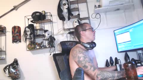 Snapshot of hotkinkytat chatting on April 4, 2026, 1:48 am hotkinkytat online show from April 4, 2026, 1:48 am