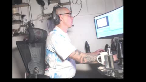 Snapshot of hotkinkytat chatting on April 12, 2026, 9:31 pm hotkinkytat online show from April 12, 2026, 9:31 pm