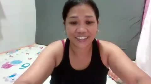 hotlavender online show from September 15, 2025, 2:22 am