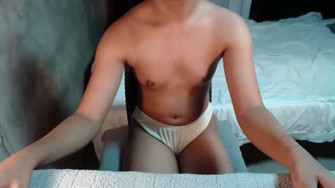 Snapshot of hotlilyxx chatting on September 30, 2025, 11:32 pm hotlilyxx online show from September 30, 2025, 11:32 pm