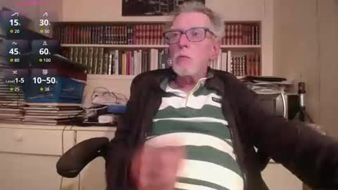 hotlux_54 online show from May 8, 2026, 10:59 pm