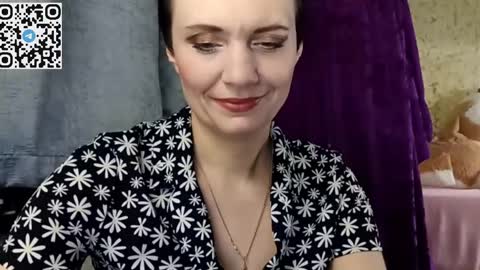 hotmamaqueen234 online show from March 24, 2026, 8:25 pm