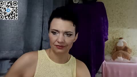 hotmamaqueen234 online show from March 31, 2026, 7:36 pm