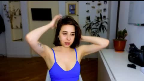 hotmariella online show from January 14, 2025, 10:02 pm
