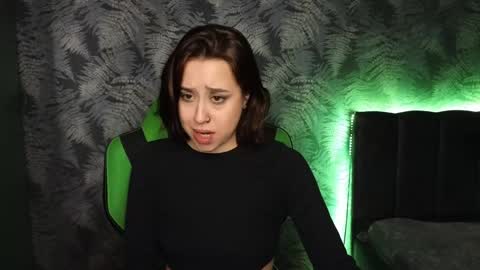 hotmariella online show from January 21, 2025, 2:37 pm