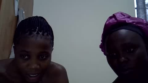 hotmary64 online show from December 1, 2025, 11:37 am