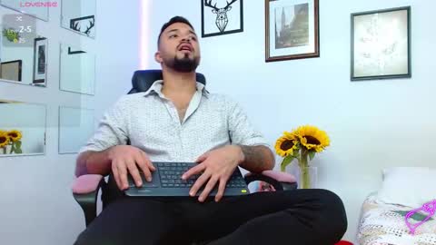 mathew online show from February 26, 2025, 11:48 pm