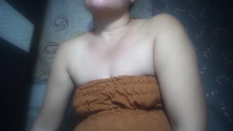 Snapshot of hotmatureladyxxx chatting on October 24, 2025, 7:54 pm hotmatureladyxxx online show from October 24, 2025, 7:54 pm