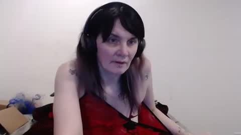 Snapshot of hotmodel1984 chatting on April 16, 2026, 9:39 pm hotmodel1984 online show from April 16, 2026, 9:39 pm
