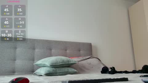 Snapshot of hotmompeach chatting on February 1, 2026, 1:31 pm Anna- next on 1129 7pm CET online show from February 1, 2026, 1:31 pm