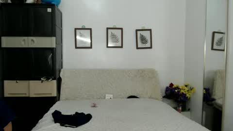 Snapshot of hotmorena_finger chatting on June 25, 2026, 4:12 am Analiza online show from June 25, 2026, 4:12 am