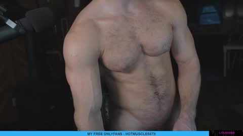 hotmuscles6t9 online show from February 7, 2025, 11:45 pm