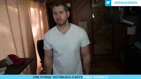 hotmuscles6t9 online show from June 10, 2026, 2:05 pm