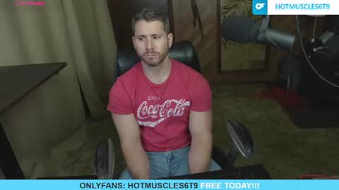 hotmuscles6t9 online show from June 14, 2026, 2:24 am