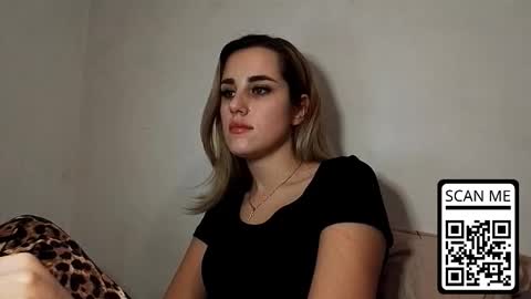 hotmusex online show from February 15, 2026, 5:42 pm