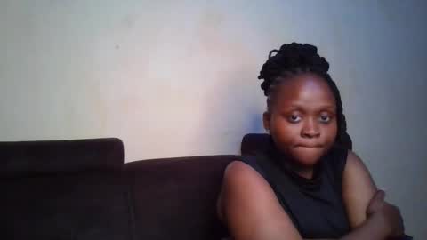 Rose online show from December 3, 2025, 6:39 pm