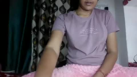 lola online show from January 4, 2025, 12:38 pm