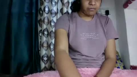 lola online show from January 13, 2025, 8:37 am