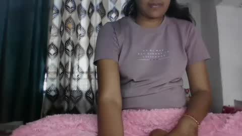 lola online show from February 28, 2025, 9:47 am