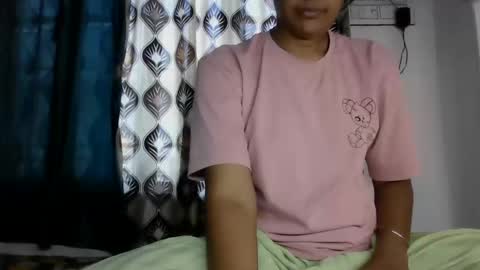 lola online show from September 10, 2025, 8:58 am