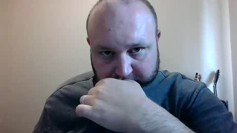 Snapshot of hotrodder323 chatting on February 8, 2025, 10:19 pm hotrodder323 online show from February 8, 2025, 10:19 pm