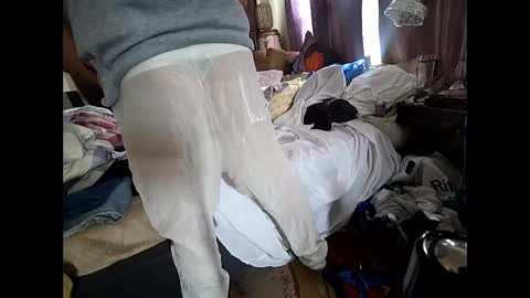 Snapshot of hotrox6942 chatting on November 9, 2025, 3:54 pm hotrox6942 online show from November 9, 2025, 3:54 pm