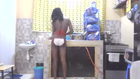 Snapshot of hotsassyqueen219667 chatting on May 28, 2026, 5:32 pm Kichuna online show from May 28, 2026, 5:32 pm