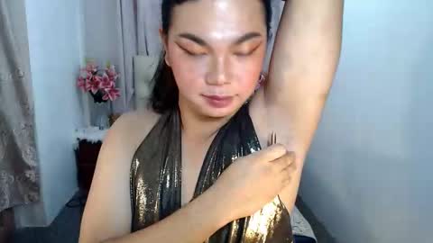 hotsiren101 online show from February 3, 2026, 7:57 am