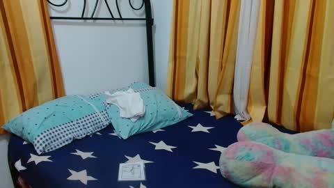 Snapshot of hotssofia4u chatting on February 15, 2025, 10:33 am sofia online show from February 15, 2025, 10:33 am