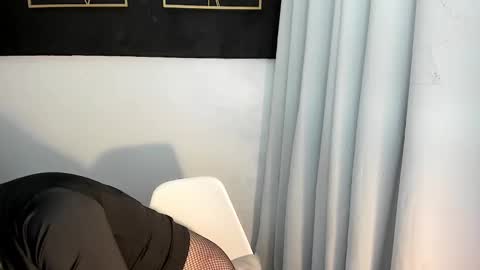 Snapshot of hotstellacumxxx chatting on October 16, 2025, 8:21 pm STELLA online show from October 16, 2025, 8:21 pm