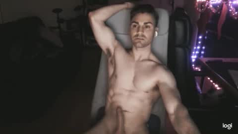 hotstud4uu online show from February 15, 2026, 12:07 am
