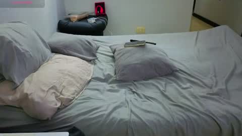 Andres online show from August 1, 2026, 4:01 am