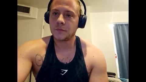 hotsummers95 online show from January 11, 2026, 7:57 am