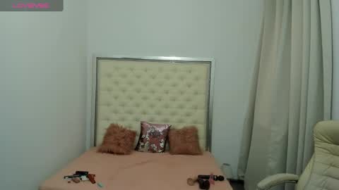 Snapshot of hott_eryka chatting on September 20, 2025, 10:27 am Eryka online show from September 20, 2025, 10:27 am