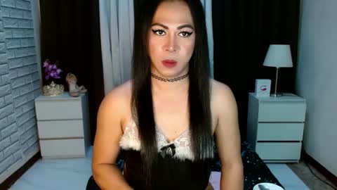 Snapshot of hott_summerr chatting on December 29, 2024, 8:22 am Alex Summer online show from December 29, 2024, 8:22 am