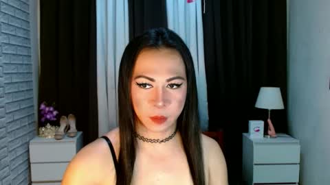 Snapshot of hott_summerr chatting on January 2, 2025, 5:03 am Alex Summer online show from January 2, 2025, 5:03 am